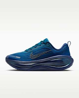 W+NIKE+VOMERO+PLUS.png
